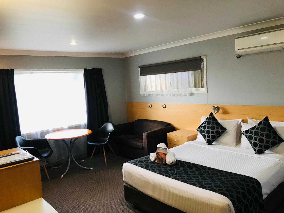 تينتيرفيلد Jumbuck Motor Inn المظهر الخارجي الصورة